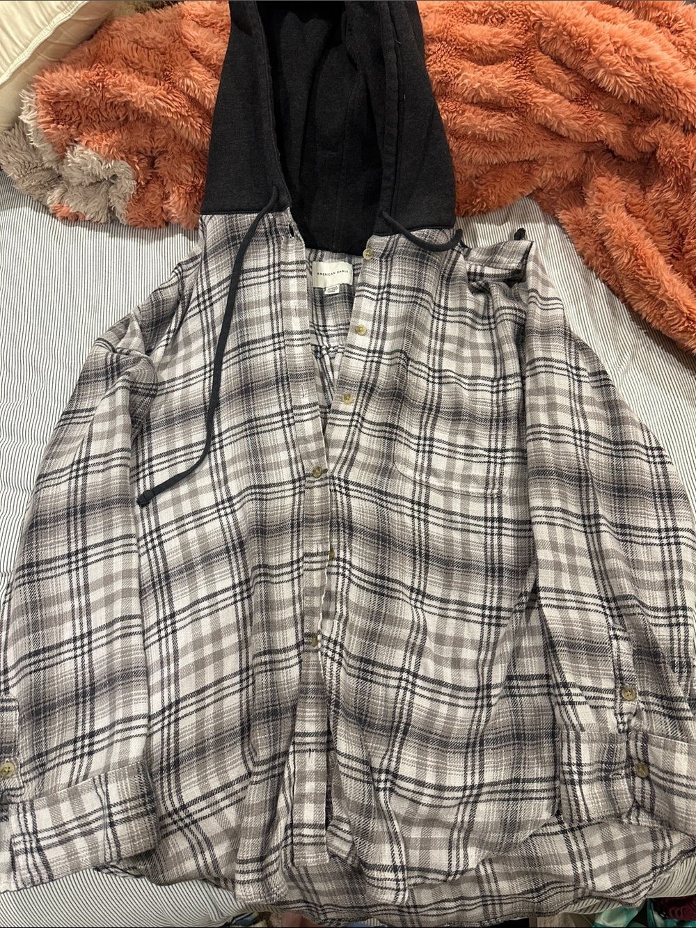 American Eagle Outfitters Black Hood Gray Plaid Button-Down Shirt